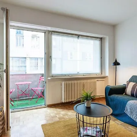 Central City Center Apartment *